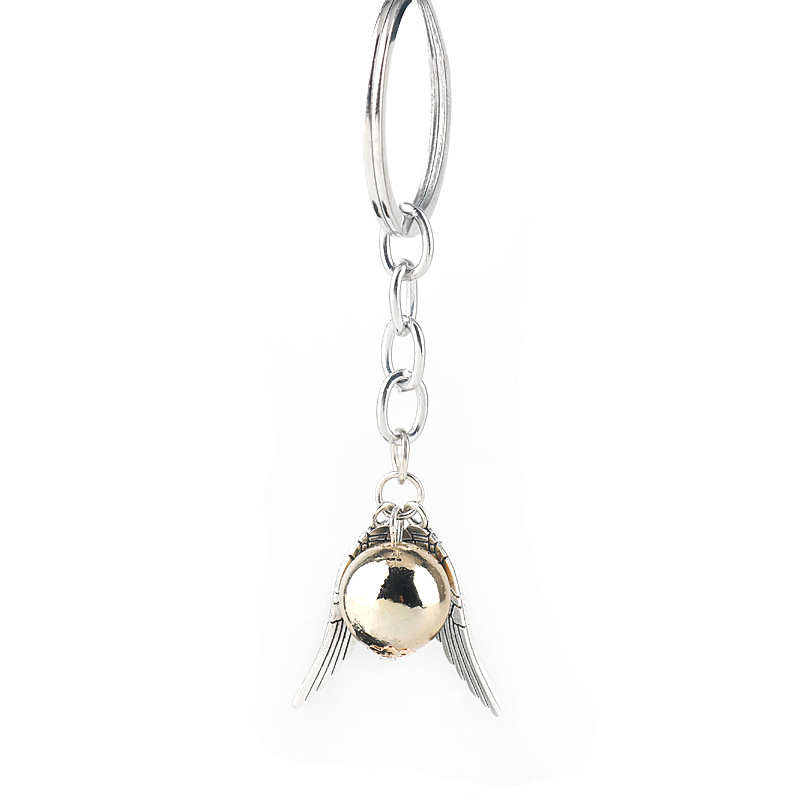 Creative Small Gift Wings Keychains Car Accessories Men's and Women's Keychains Accessories Thief Pendants Wings Keychains