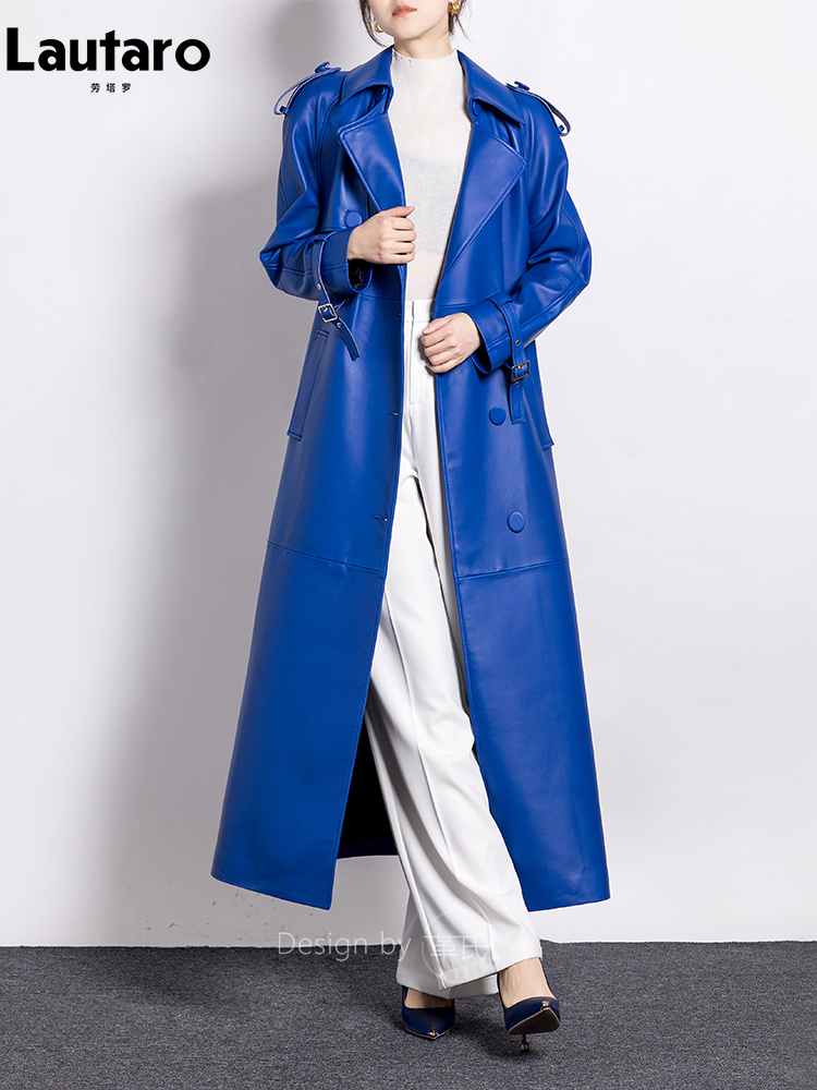 Lautaroฤดูใบไม้ผลิฤดูใบไม้ร่วงยาวพิเศษLuxury Elegant Blue Soft PuหนังTrench Coatสําหรับผู้หญิงรันเวย์ยุโรปแฟชั่น 2023