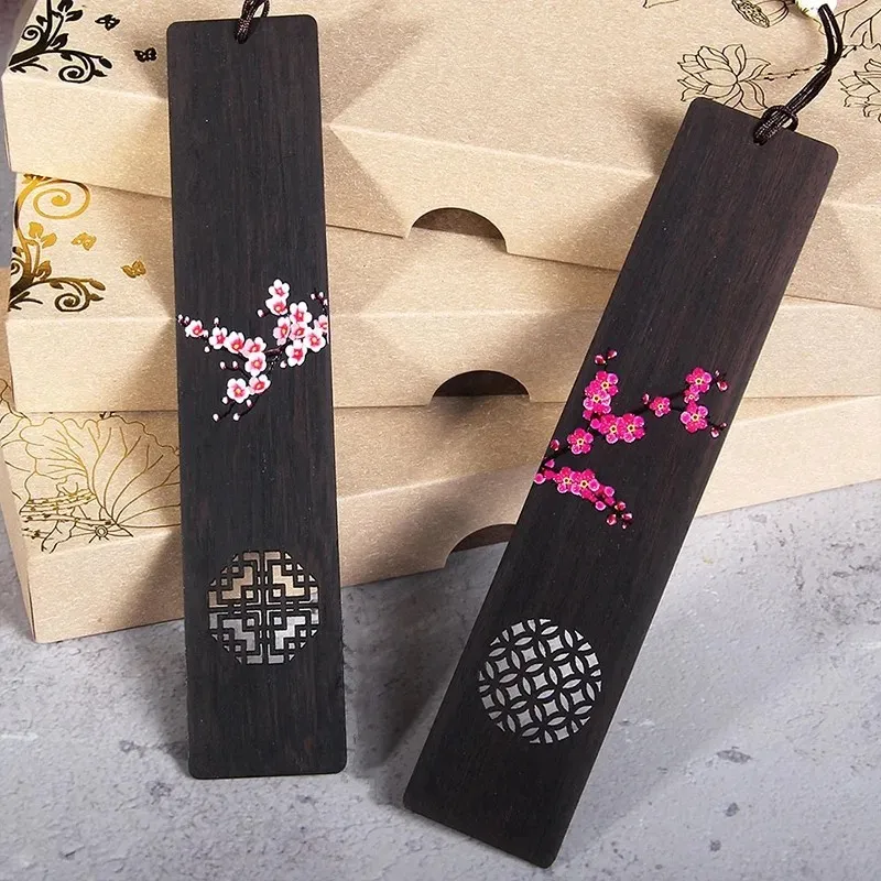 1pc creativo dipinto intagliato fiore di pruno Sakura segnalibro in legno regalo scolastico accessori per la lettura forniture clip per libro in stile cinese
