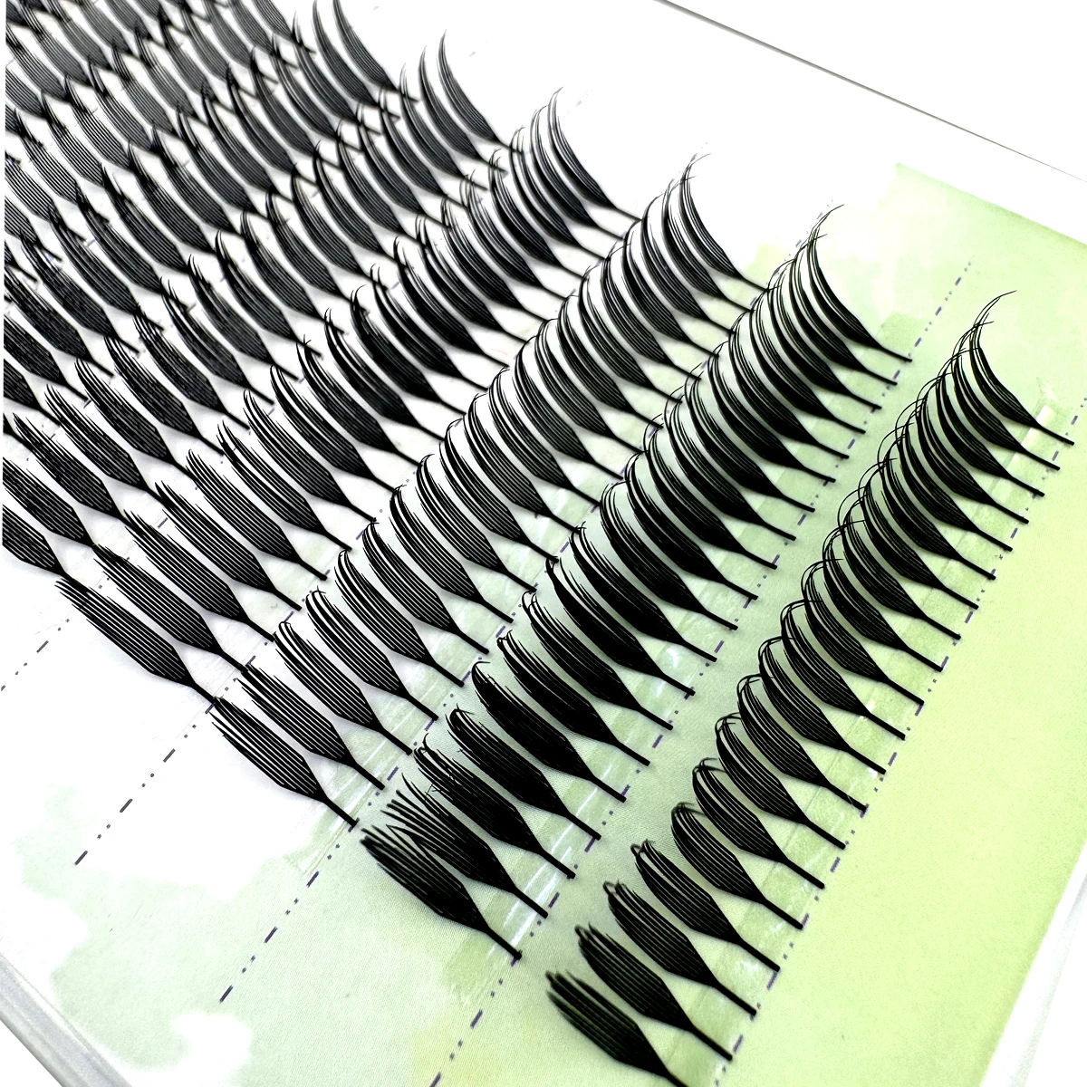 Manga Spire Eyelashes Extension Feather Shape Individual Lashes Brazilian Volume Soft Lashes Customized Eyelashes Private Label