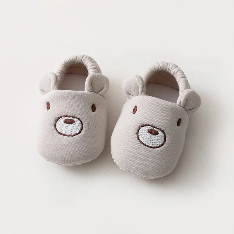 Chaussures de sol antidérapantes pour bébé, nouvelles chaussures de printemps et d'automne, chaussettes courtes pour enfants en bas âge