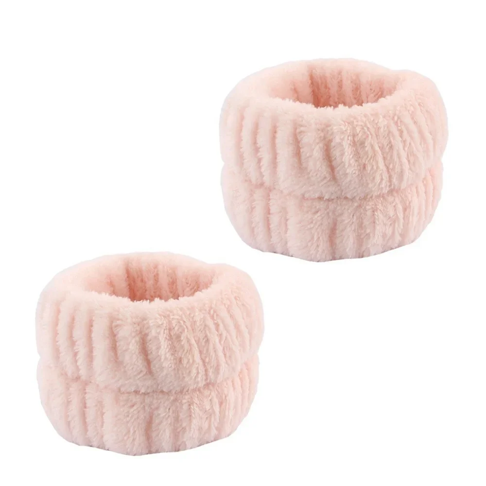 Bonito pulseira de pelúcia laço de cabelo máscara de maquiagem à prova de umidade manga capa anel de cabelo fone de ouvido feminino