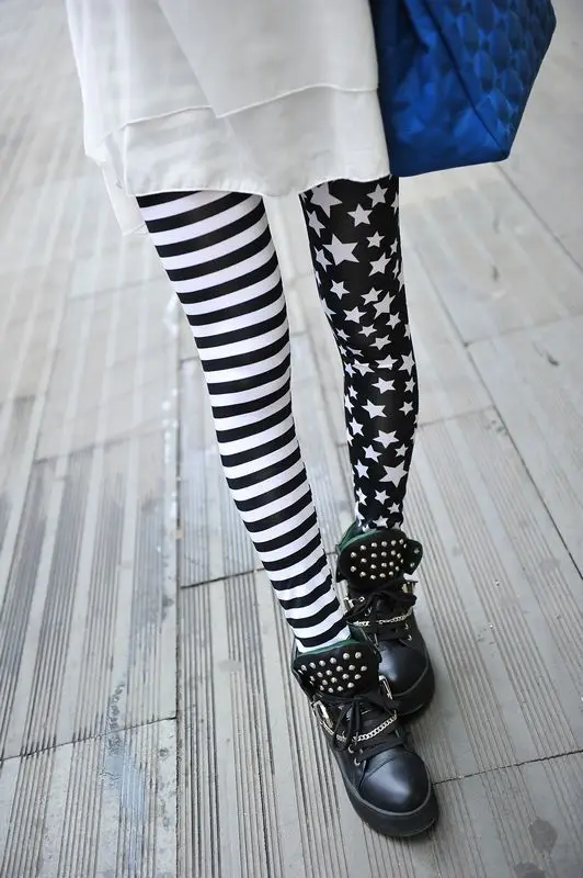 Nuevos Jeggings elásticos a rayas con estampado de estrellas, pantalones cortos a la moda, leggins para mujer, pantalones pitillo L1071