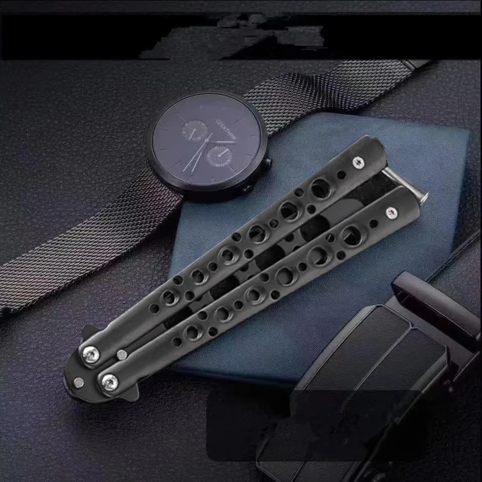 มีดผีเสื้อ CSGO สามเณรเริ่มต้นฝึกถ่ายโอนมีดบํารุงรักษาฟรีหักกองกลางแจ้งใบมีดเหล็กทั้งหมดที่ไม่ได้เจียระไน