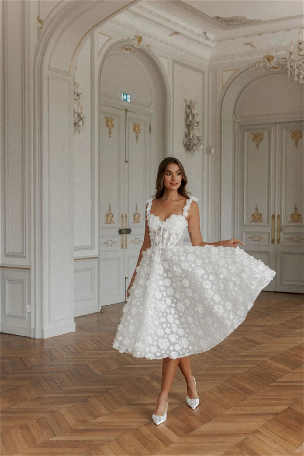 Maßgeschneidertes Hochzeitskleid, Spitze, Blumen, Spaghettiträger, A-Linie, Robe de Soirée, knielang, Abendkleider zum Valentinstag