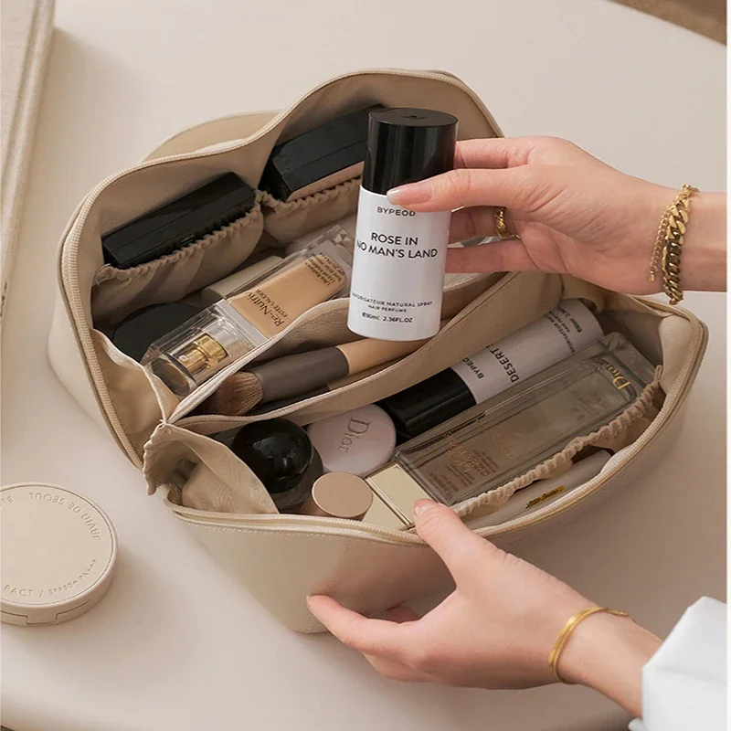 Borsa cosmetica da viaggio grande in pelle PU per donna Organizzatore cosmetico Borsa per trucco ad alta capacità Custodia per trucco femminile