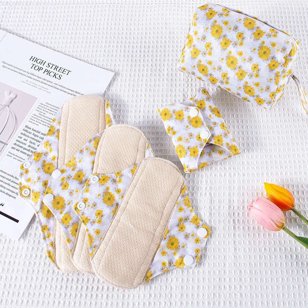 Guardanapos higiênicos reutilizáveis, forros de calcinha de algodão laváveis, pano macio, absorventes menstruais, 4 peças de almofadas com 1 mini saco molhado