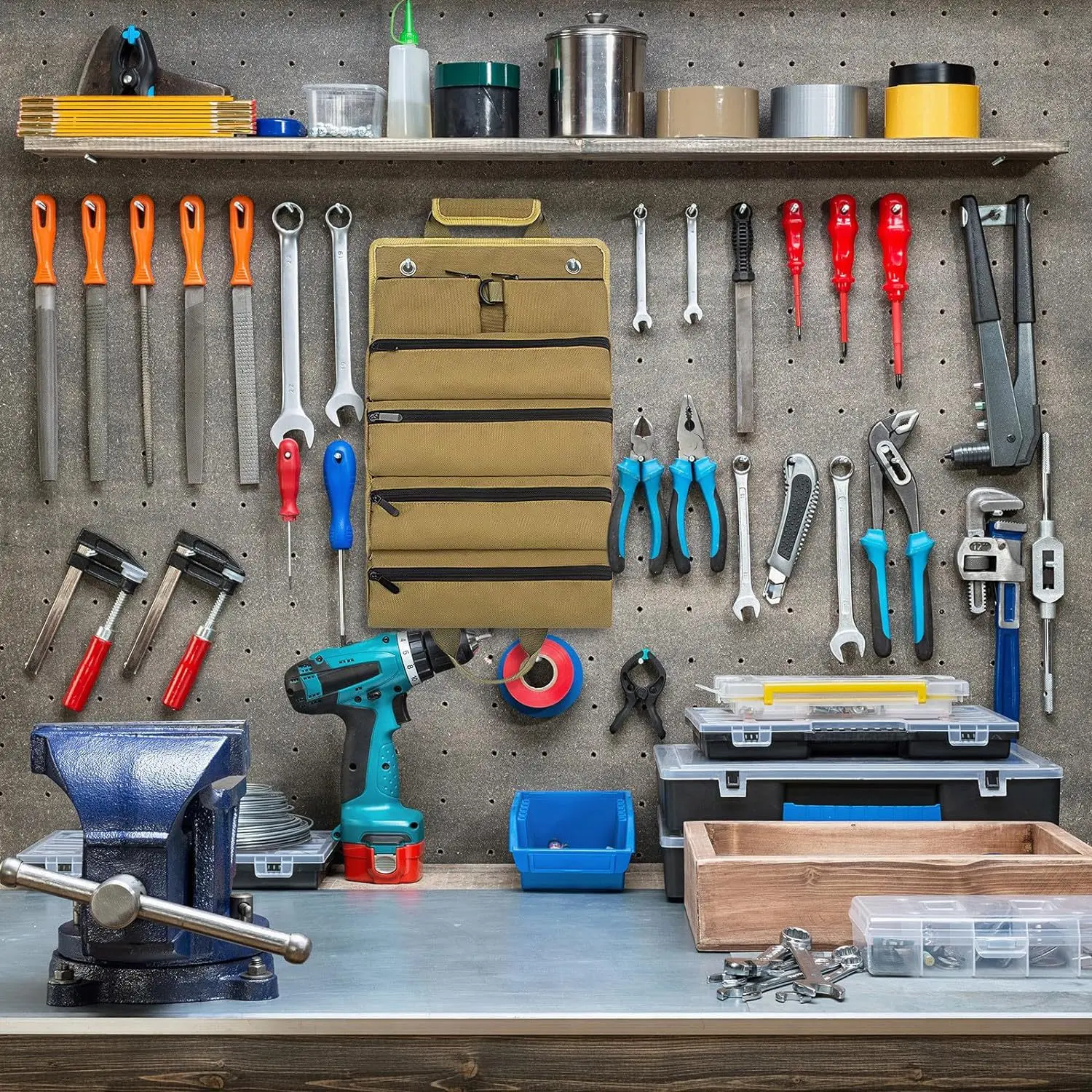 A Multifunctional Hanging Portable Repair Tool Bag, a Household Hardware Roll-Up Multi-Use Bag Made of Oxford Cloth, a Foldable