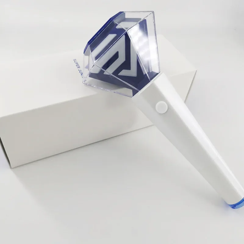 KPOP Super Junior Lightstick Ver.2 mit Bluetooth Glow Hand Light Konzert Cheer Superjunior Light Stick Lampe Fans Collection Spielzeug