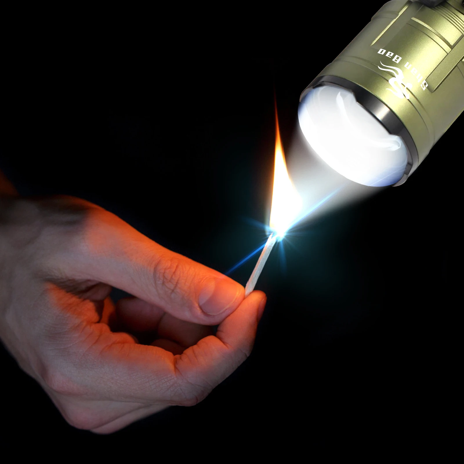 Shan bao 3000LM Torcia impermeabile con zoom esterno La sorgente luminosa focalizzata a luce forte può illuminare una fiamma