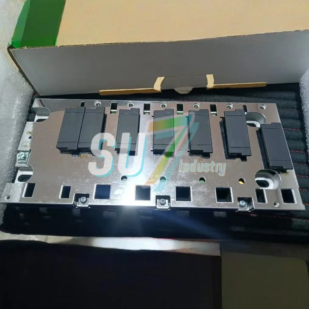 Nowy w pudełku moduł PLC BMECRA31210 BMEXBP0400