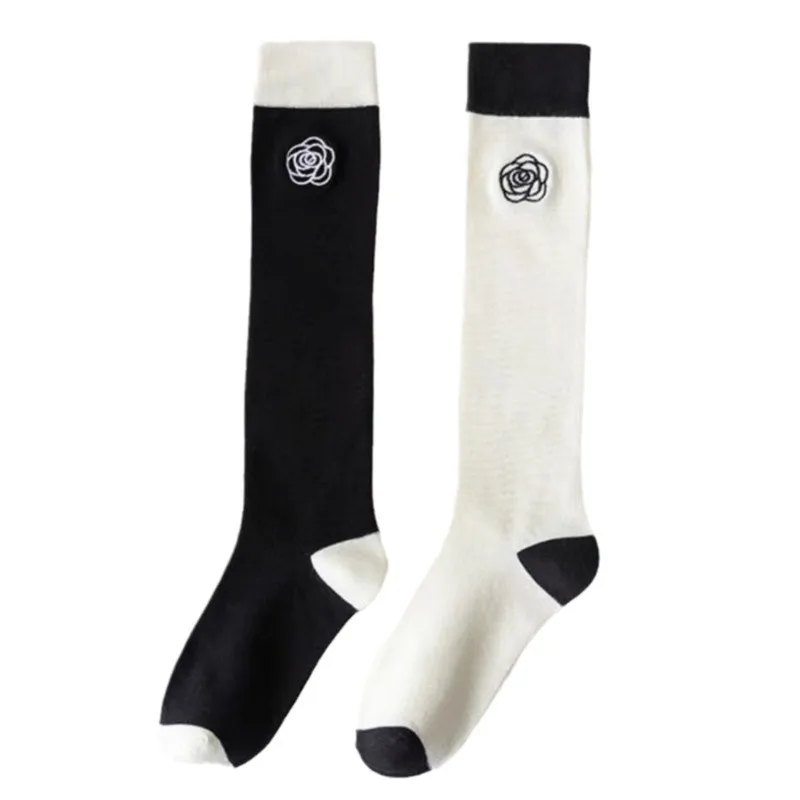 Calcetines largos japoneses de Camelia rosa para mujeres y niñas, calcetines hasta la rodilla de algodón con flores de Lolita, falda Ins para estudiantes, calcetines hasta la pantorrilla a juego