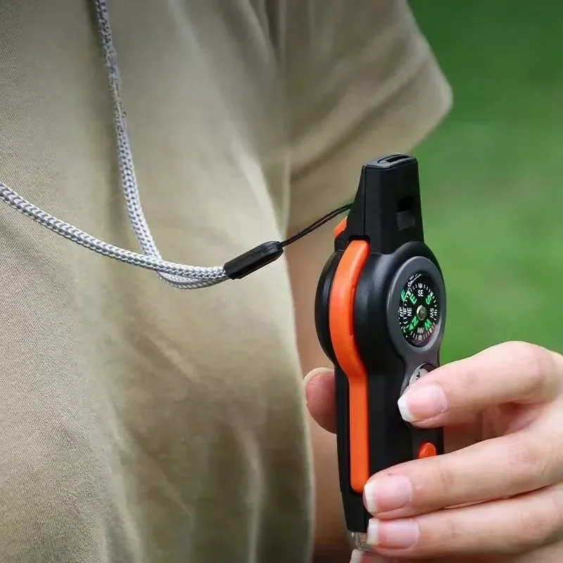 Sifflet de survie en plein air 7 en 1, outils d'urgence, Camping randonnée sauvetage, sifflet fort d'urgence, boussole thermomètre loupe