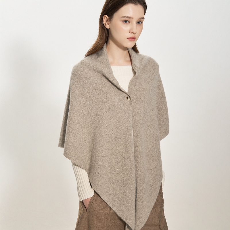 Retro Knitted Scarf Shawl Neck Warmer Irregular Outerwear High-End Feelings Warmth for Winter Season Fashion Accessory