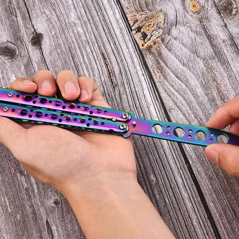 Strumento di allenamento per pratica tascabile in acciaio inossidabile con coltello a farfalla pieghevole portatile per giochi all'aperto, movimenti delle mani