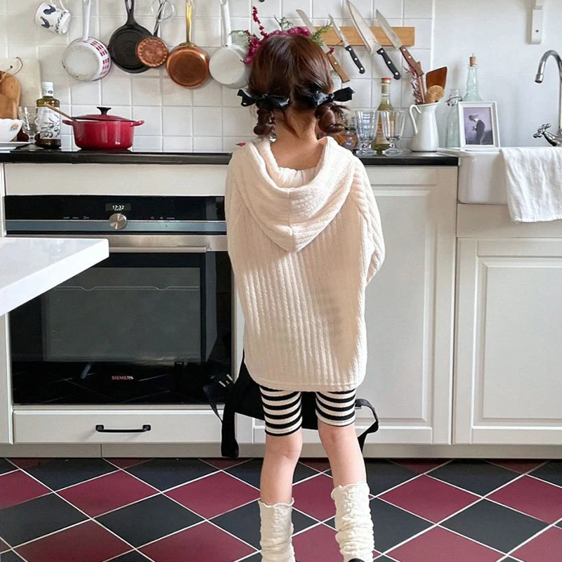 Novedad de verano, pantalones cortos lisos para niños, mallas de algodón para niñas, pantalones elásticos a rayas para bebés, pantalones cortos para niños pequeños, ropa para niños