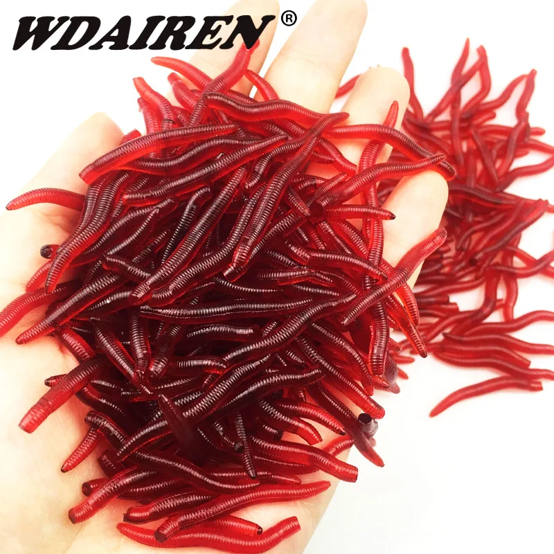 50 o 100 Uds. Señuelo suave de gusano rojo con olor a Camarón, 3,5 cm, aditivo de sal de lombriz realista, aparejo, cebo de insecto Artificial para carpa lubina