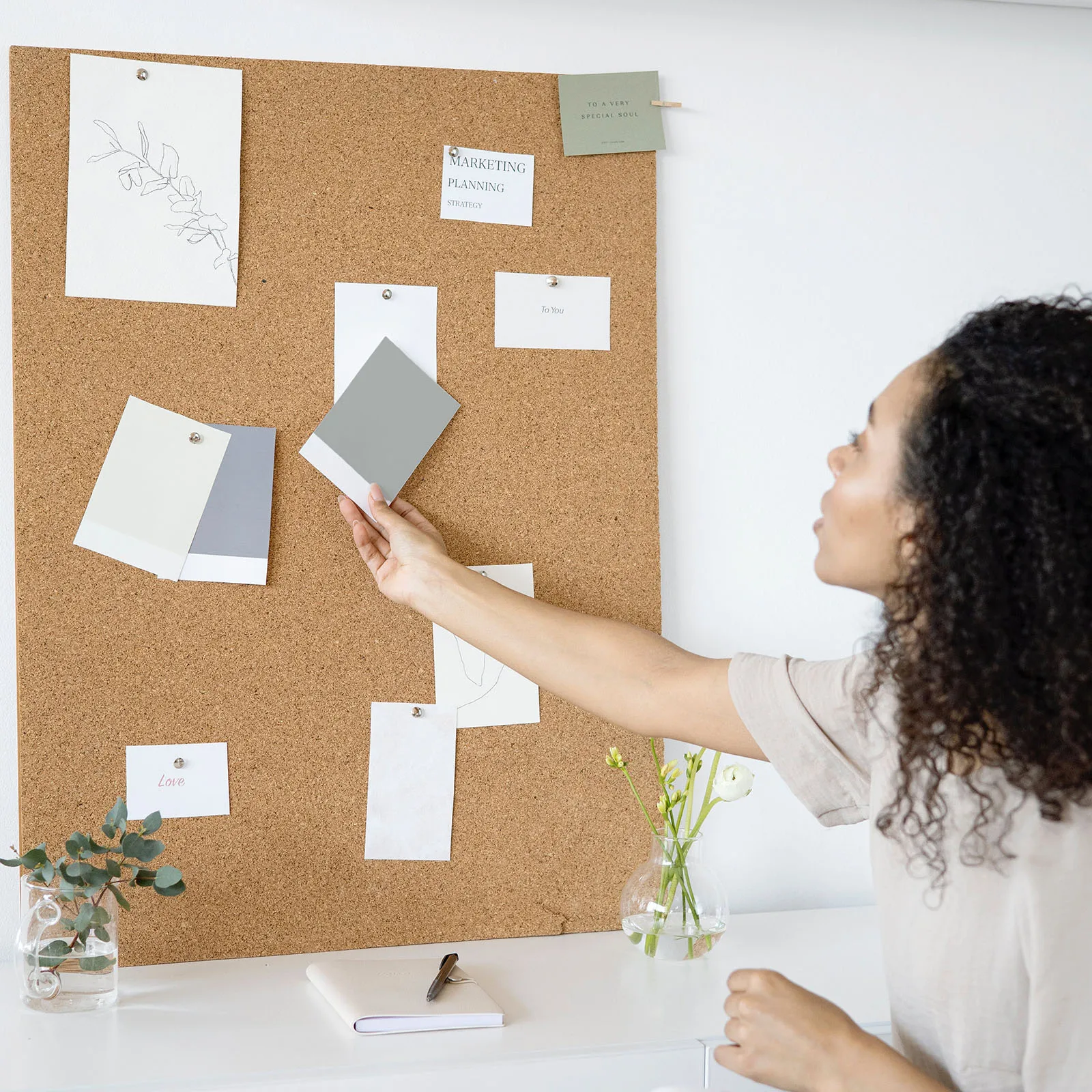 Square Cork Board Bulletin Board Self Adhesive Small Square Pin Board with Push Pin Wood Clips Wall Cork Board Tiles Corkboard