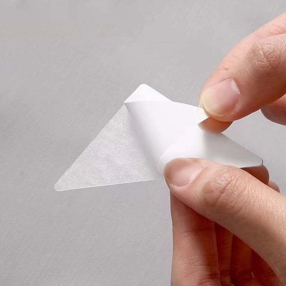 Supports de col de chemise pour hommes, 120 pièces, insertion adhésive Triangle en Pvc, reste ferme pendant le mouvement, Inserts de col de chemise pour robe