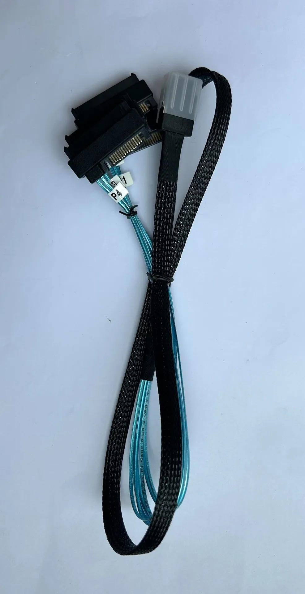 Линия Mini SAS известного бренда SFF8087–8482