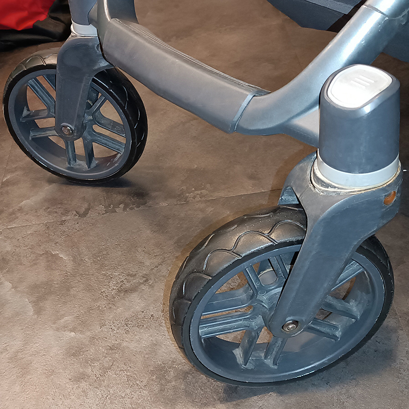 Neumático de rueda delantera para cochecito serie Uppababy Vista, neumático de PU sin cámara, cubierta exterior para cochecito de bebé, accesorios de Repalce para bebé