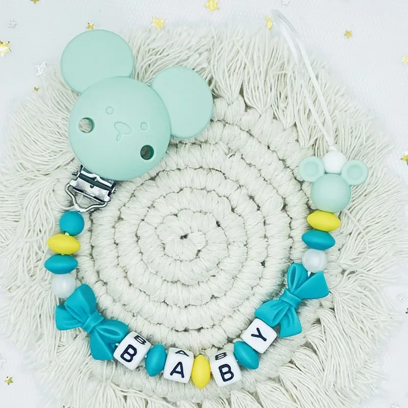 Giá Rẻ Handmade Cá Tính Tên Cho Em Bé Kẹp Dây Xích Viền Silicone Miếng Dán Mọc Răng Đồ Chơi Giả Giá Đỡ Núm Vú Giả Dây Chuyền Tặng