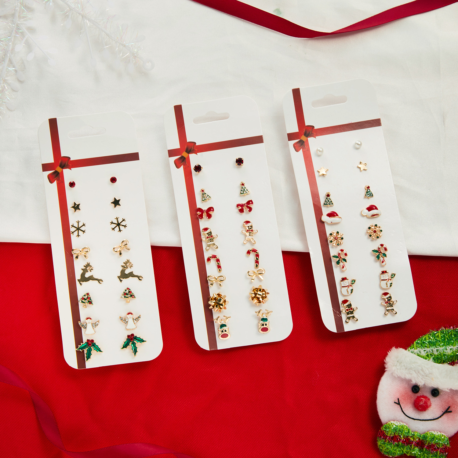1Set anting-anting kombinasi pohon Natal mutiara, setelan anting-anting kartu kepribadian modis 8 pasang