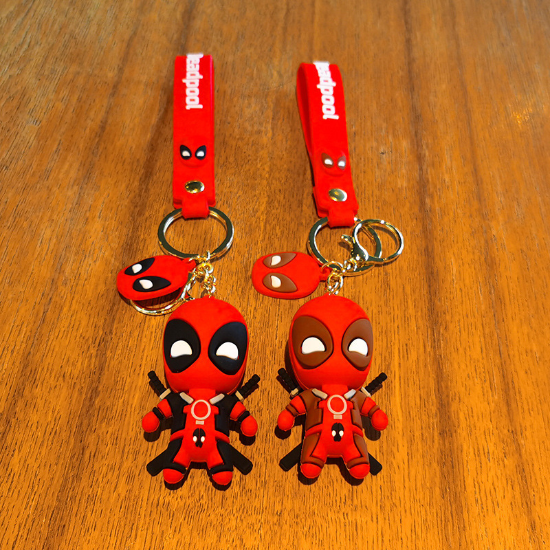 Marvel lindo Anime figuras muñeca bolsa colgante Deadpool versión Q moda mochila llavero pareja joyería regalos de cumpleaños