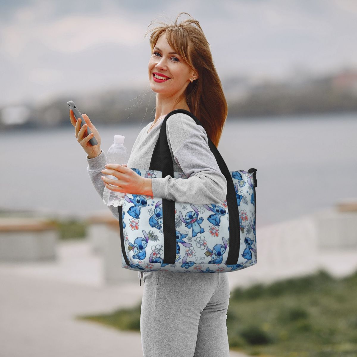 Benutzer definierte Disney Stitch Muster Einkaufstasche für Frauen große Kapazität niedlichen Kawaii Beach Gym Reisetaschen