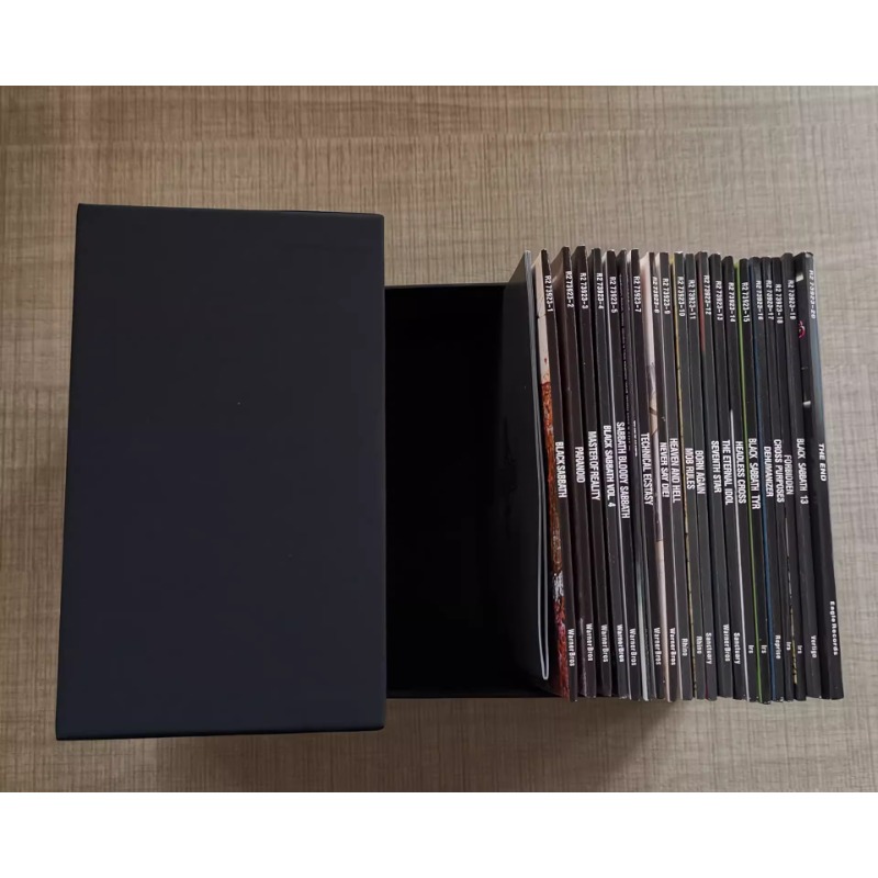 ロックバンドヘビーメタルオジーオズボーン音楽レコードグレイテストヒッツアルバムウォーピッグス 22 個音楽 CD + BD コスプレウォークマンサウンドトラックボックス