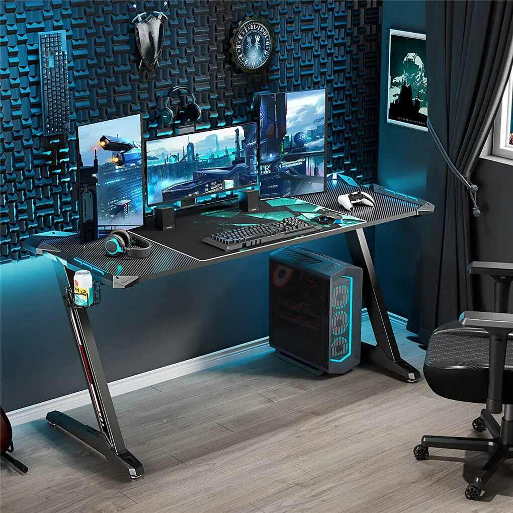 Luci LED RGB dinamiche extra large da 140 cm Scrivania da gioco Robusta casa ufficio PC Scrivania per computer Tavolo da gioco Gambe in metallo
