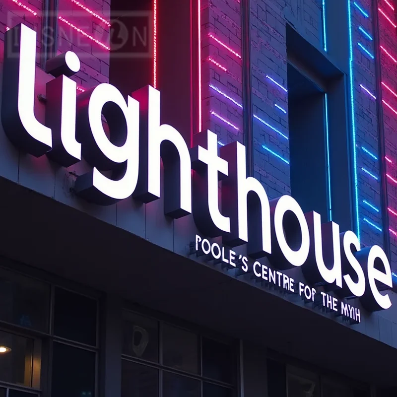 Custom Made 3D Illuminated LED Metal Sign For Business Storefront Outdoor Waterproof Frontlit Advertising Display