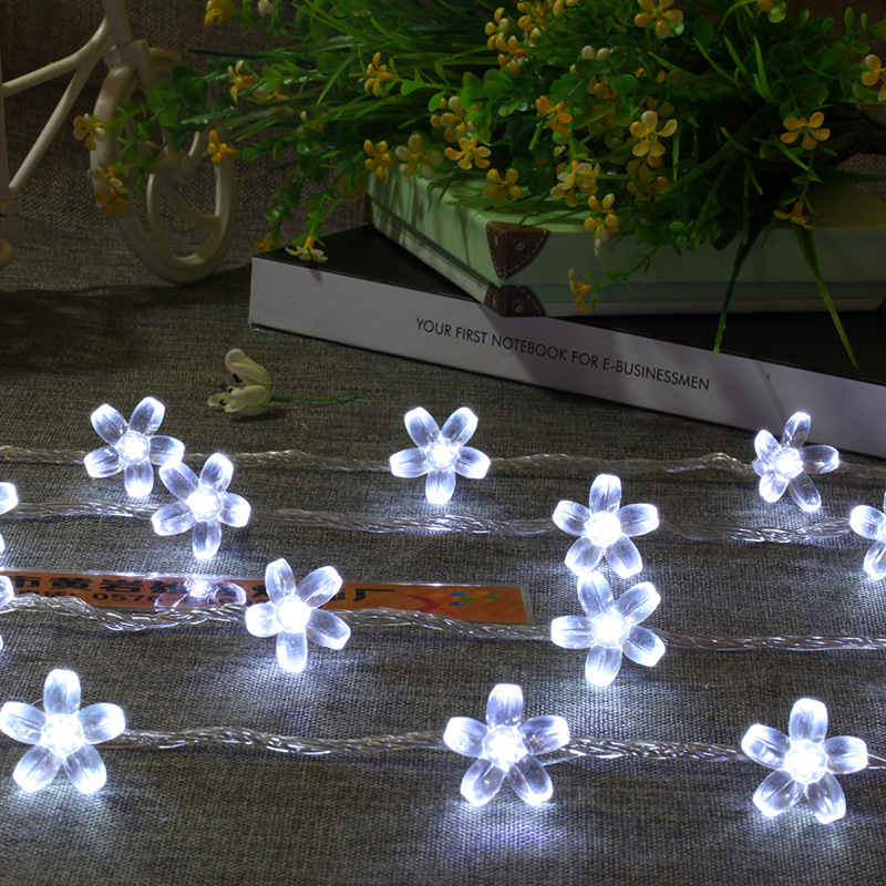 1PC Luci leggiadramente del fiore Luci della stringa a batteria Impermeabile 10/20/30/40 LED Luci del fiore di ciliegio per la decorazione di cerimonia nuziale Patry