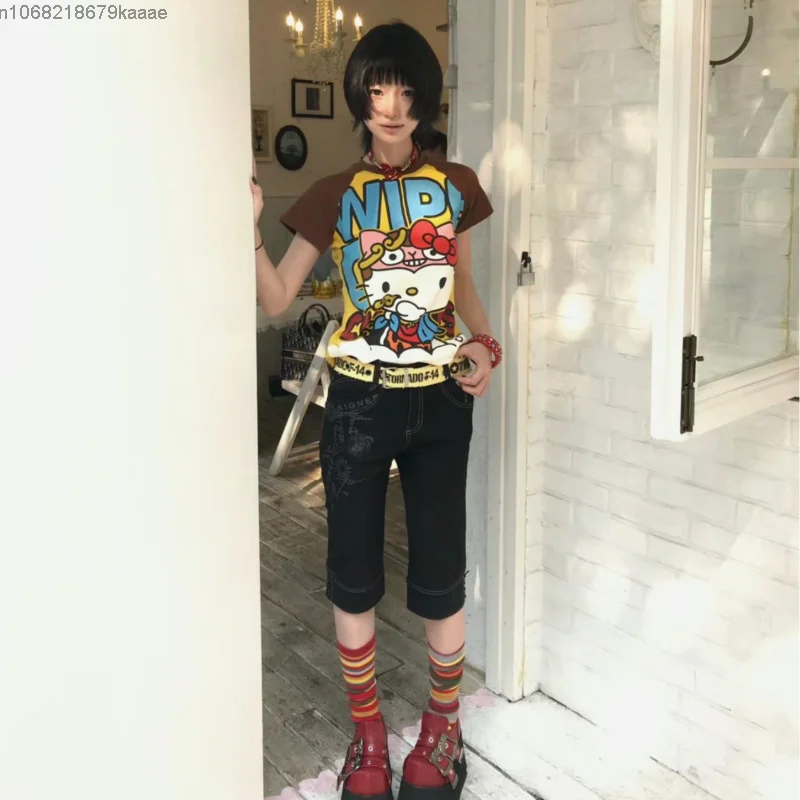 Sanrioハローキティ半袖Tシャツ、アニメファッション、夏のかわいいTシャツ、漫画のプリント、ハイストリートゴシック、新作、y2k