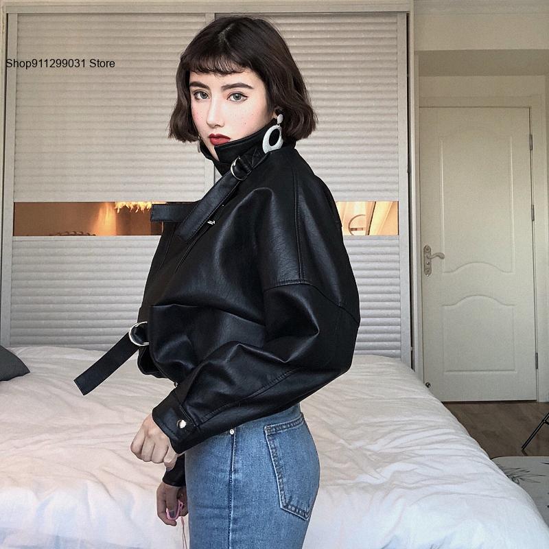 แจ็คเก็ตหนัง PU สีดำมีซิปสั้นสำหรับนักขี่หนังสังเคราะห์ทรงหลวมแนวสตรีทแขนค้างคาวฤดูใบไม้ผลิและฤดูใบไม้ร่วง