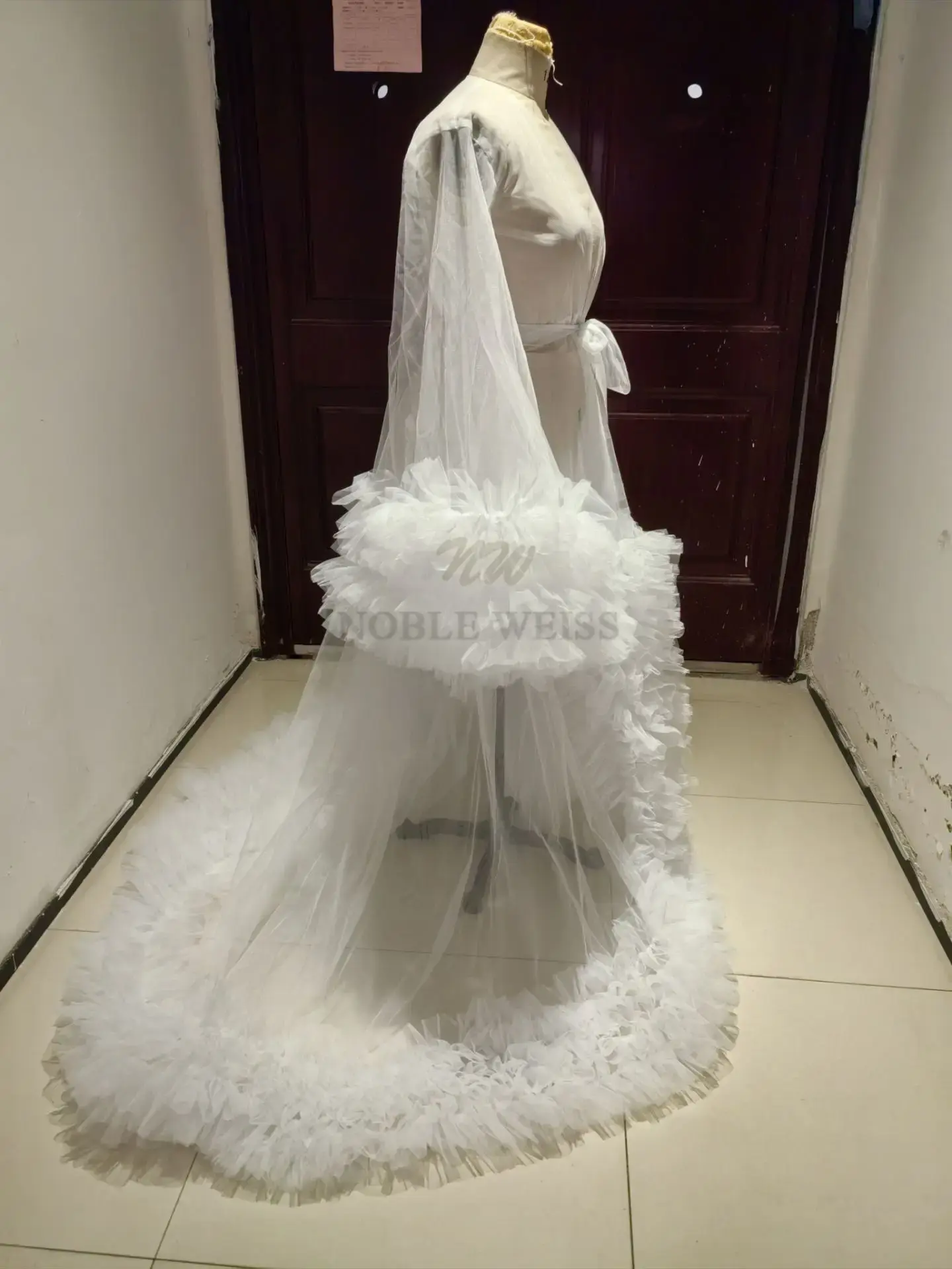 Abito premaman con volant in tulle Servizio fotografico Abito fotografico per donne incinte Kimono Abito da ballo da sera Accappatoio Giacca lunga