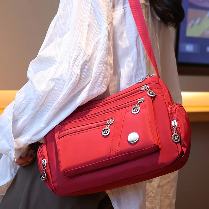 Borsa da donna in tessuto di nylon neutro di nuovo stile Borsa a tracolla in tessuto Oxford con tracolla borsa da viaggio borsa casual multiscomparto