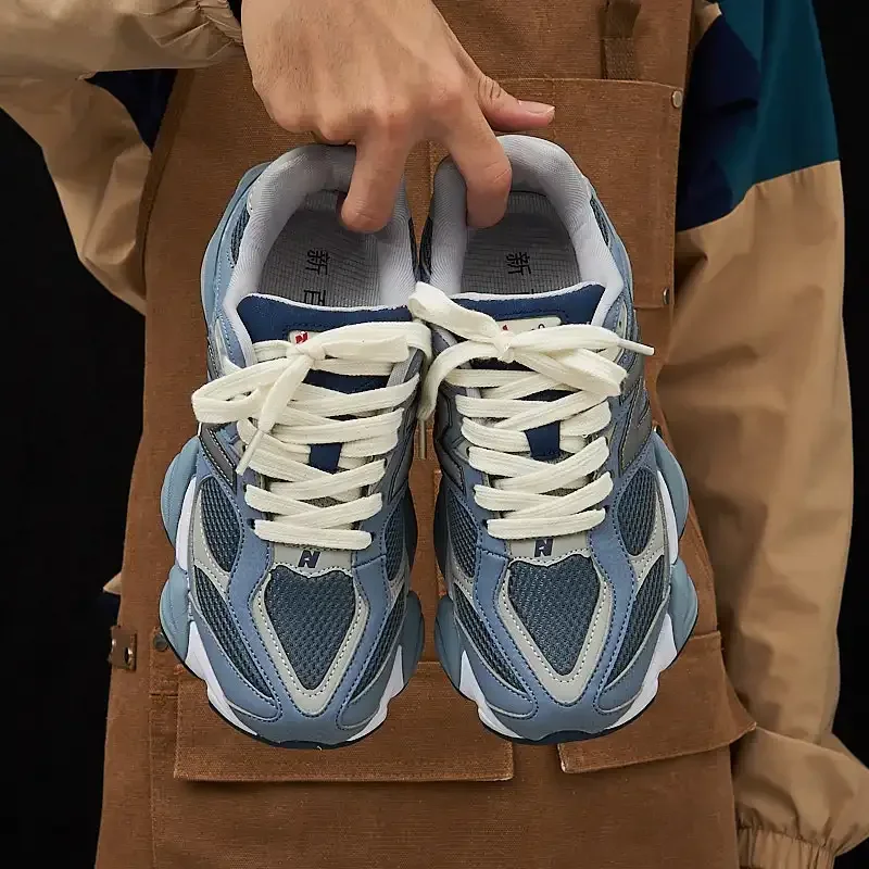 Zapatos deportivos para hombre, zapatillas informales de lujo, zapatos para correr de malla, plataforma ligera de verano, zapatos para caminar de baloncesto a la moda para hombre