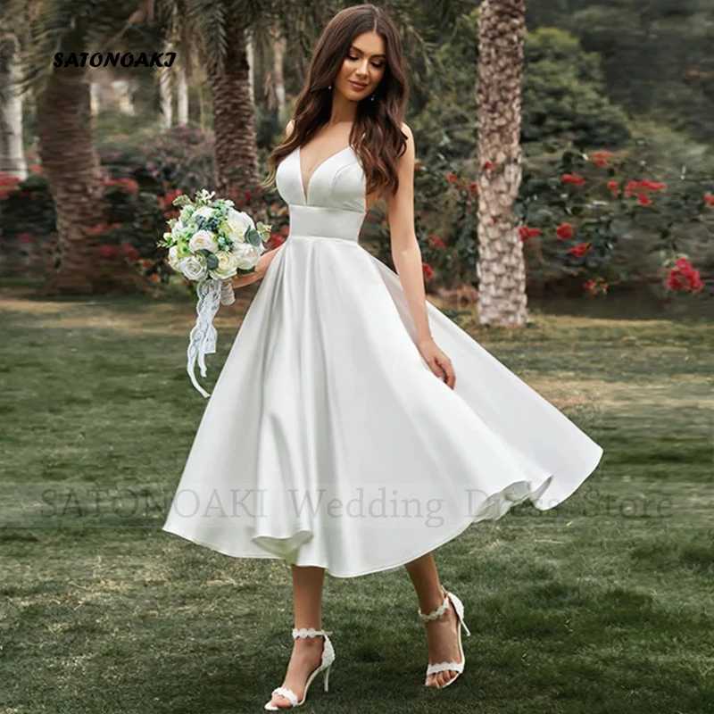 ที่กําหนดเอง Elegant Simple สปาเก็ตตี้ซาตินชุดแต่งงานสั้นสําหรับผู้หญิง A-Line ชาความยาวชุดเจ้าสาว Vestidos De Novia