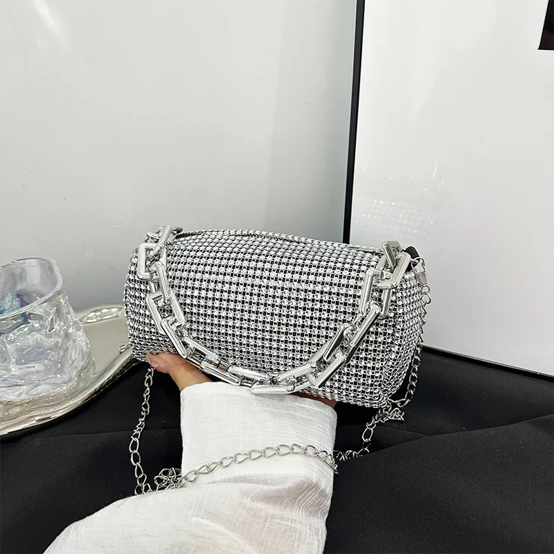 Borsa a secchiello con strass versione completa Borsa a sfera con catena scintillante Mini borsa a tracolla da donna (6,3 * 3,54) pollici