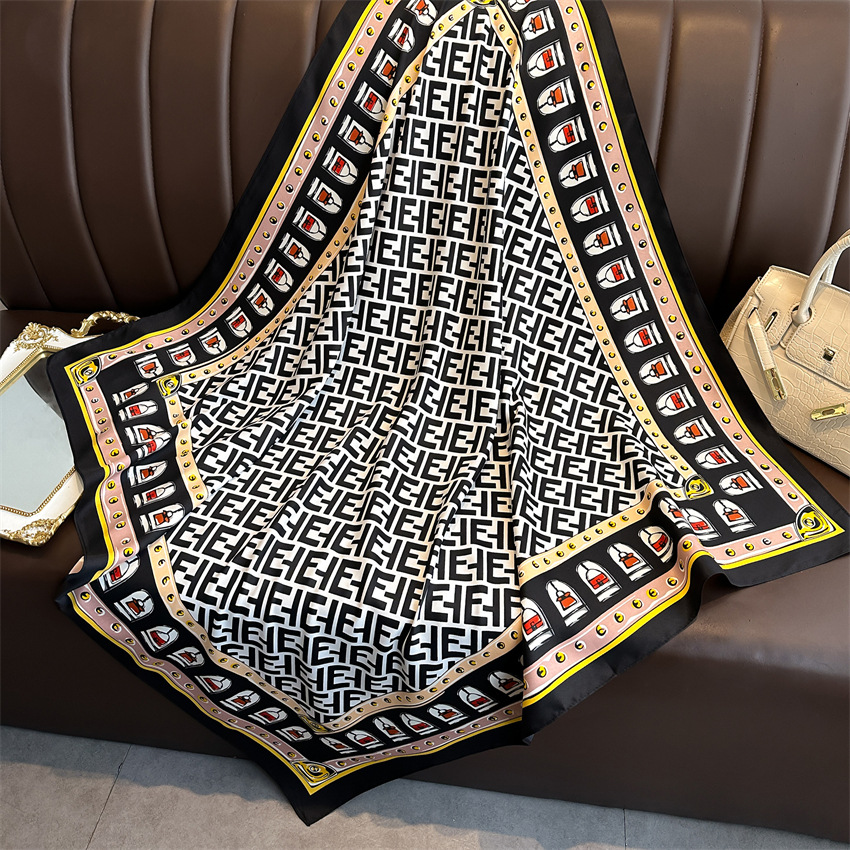 Liquidação_Silk Scarves_Accessórios contínutos