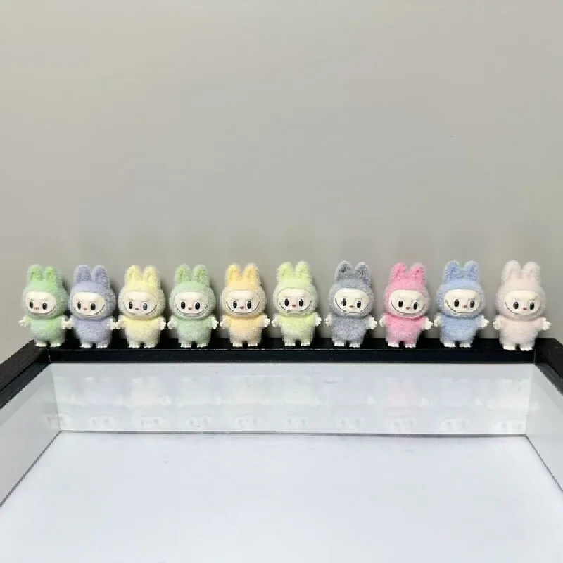 The First Generation Labubu น่ารัก Particle Station ท่าทาง Plush ของเล่นมินิจี้กระเป๋าอุปกรณ์เสริม DIY โทรศัพท์มือถือ CHAIN Accessor