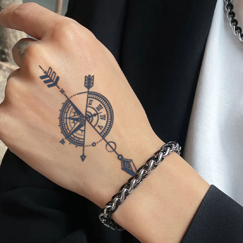 1 peça de bússola e relógio adesivos de tatuagem temporária à prova d'água, à prova d'água de longa duração para uma a duas semanas, para braço masculino e feminino.