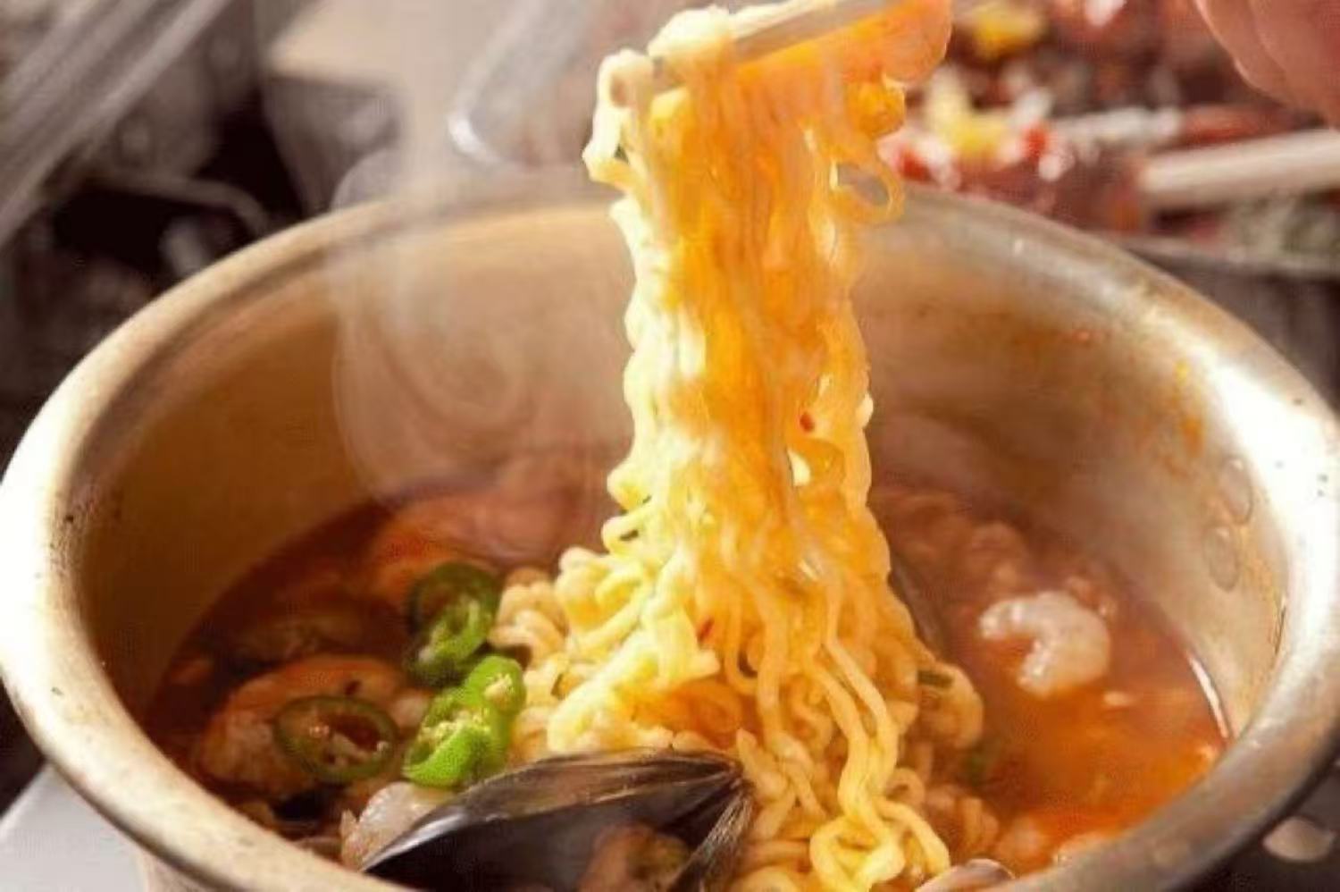 OTTOGI, Kim Ramen (Mild Spicy Flavor), Pack of 10, 120g per pack