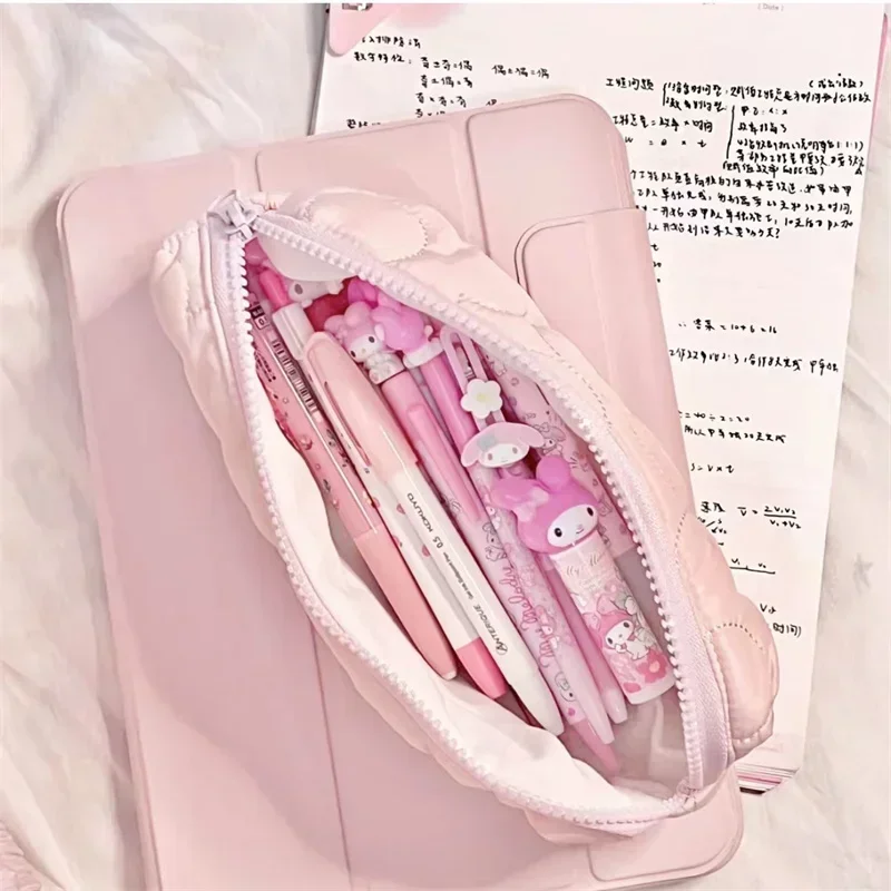 Sanrio KT Cat กระเป๋าดินสอความจุขนาดใหญ่ปากกาน่ารัก Hello Kitty กระเป๋าเครื่องสําอางนักเรียนหญิงเครื่องเขียนของขวัญ