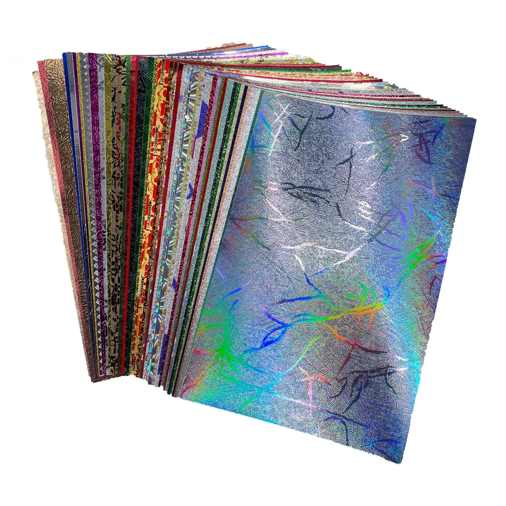 A5/A6 120g GlitterTextured Scrapbook Paper 50 fogli Colori assortiti Disegni in rilievo Arte olografica Carta Biglietti d'auguri fai da te