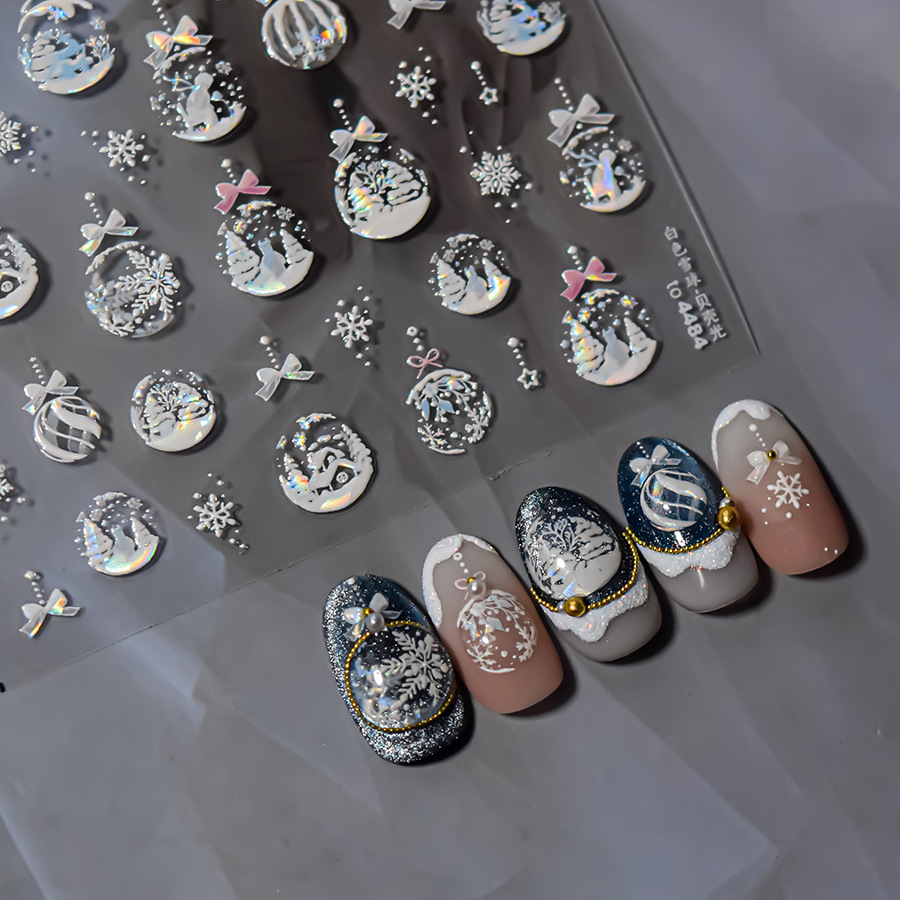 1 Uds. Pegatinas de Navidad bronceadas para uñas, bonitas pegatinas adhesivas de bolas de nieve doradas y blancas para decoración de uñas, calcomanías DIY