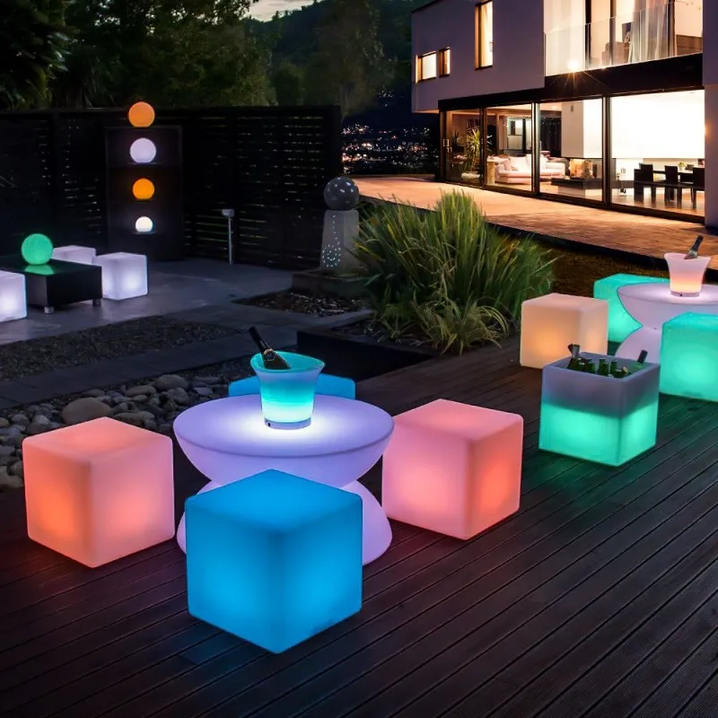ใหม่รีโมทคอนโทรลแบบชาร์จไฟได้ LED Light-emitting Cube 16 สี KTV เก้าอี้บาร์บ้านตกแต่งห้องนอนโต๊ะโคมไฟกลางแจ้ง
