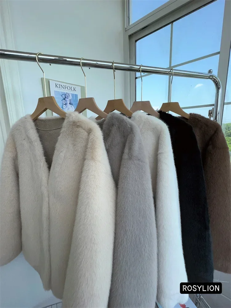 女性のフェイクミンクベルベットコート,女性のためのファッショナブルなVネックジャケット,ルーズストリートウェア,グレーとブラウン,ヨーロッパ