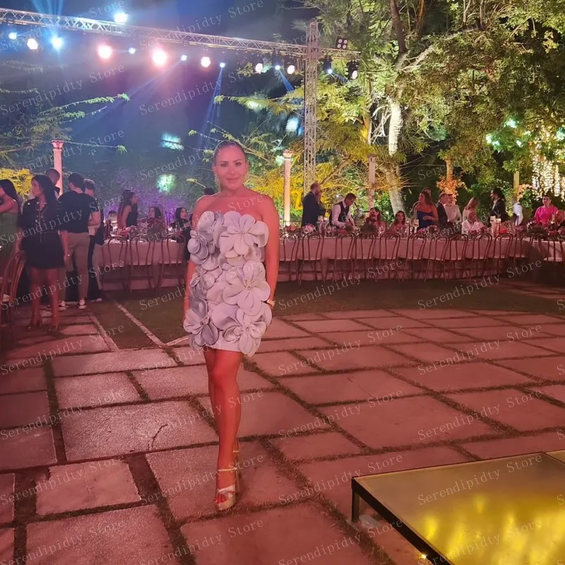 Vestido de noite de luxo com design floral sem alças com enfeite de pedras preciosas – perfeito para uso formal e ocasiões especiais